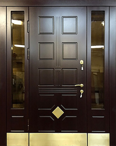 Большие двери в Смоленске